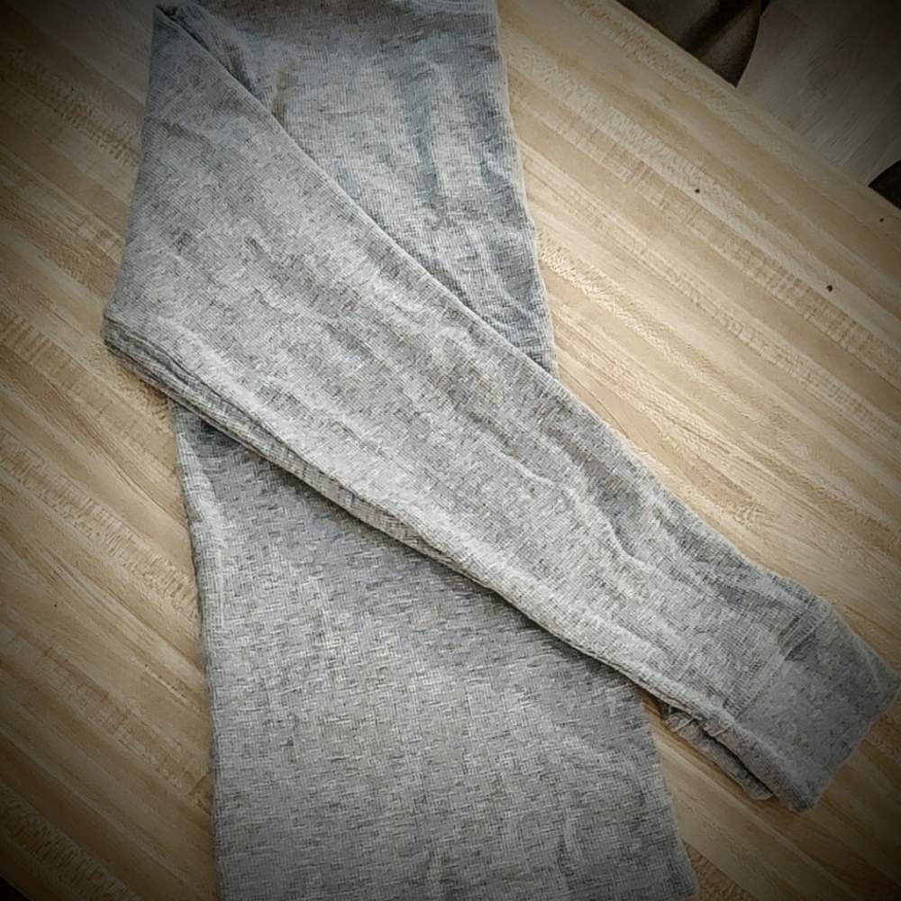 Men's size medium long sleeve thermal top